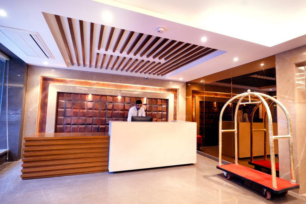 Hotel City Pride With Free Airport Pickup Nova Deli Exterior foto